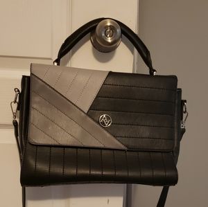 Adrienne Vittadini purse